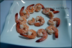 톡쏘는 맛이 매력있는 해물냉채