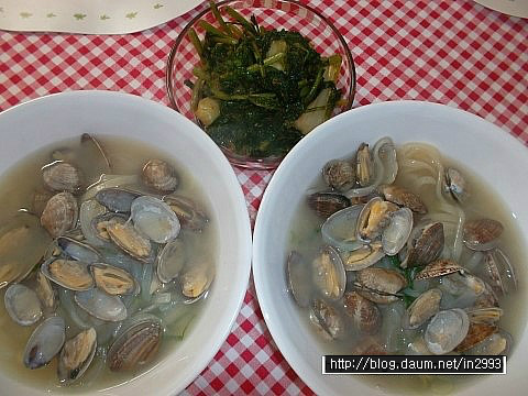 바지락칼국수 이미지